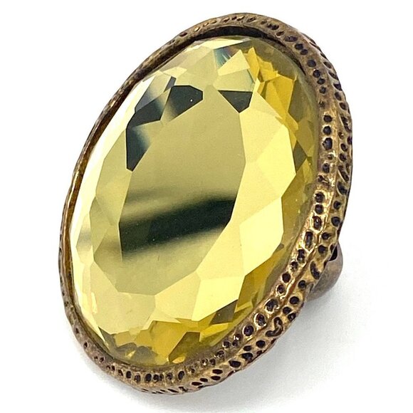 Large Gold Tone Yellow Stone Textured Oversized Statement Ring Costume Jewelry - Picture 1 of 6